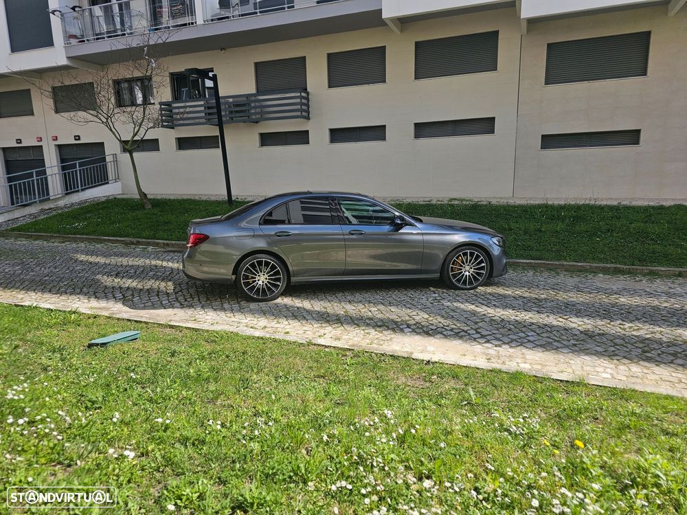 Mercedes-Benz E 350 d AMG 4-Matic - 7