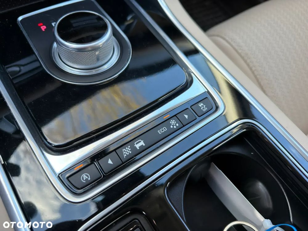 Jaguar XF E-Performance Prestige - 20
