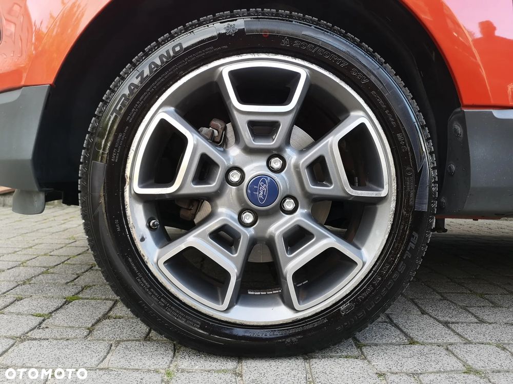 Ford EcoSport 1.5 TDCi TITANIUM - 32