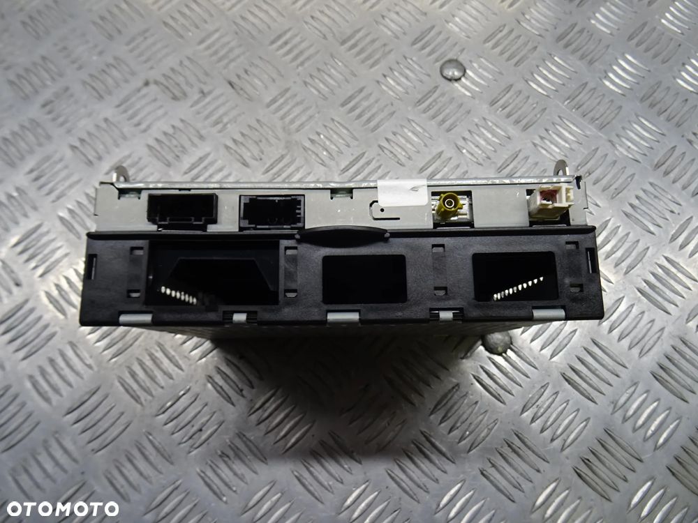 AUDI A6 C6 KOMBI 04-07 4.2 V8 MODUŁ RADIA 4F0035541NX - 3
