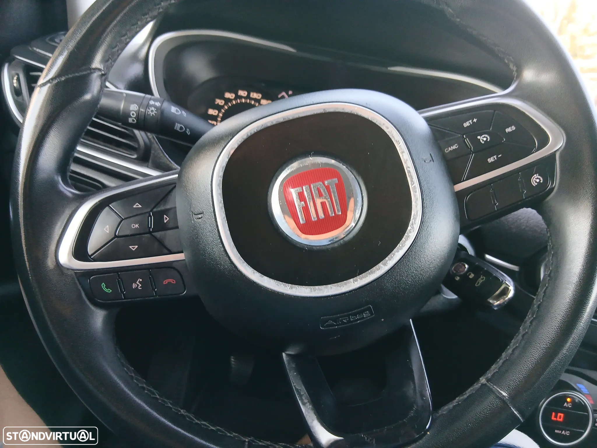 Fiat Tipo Station Wagon 1.3 M-Jet Lounge Tech J17 - 14