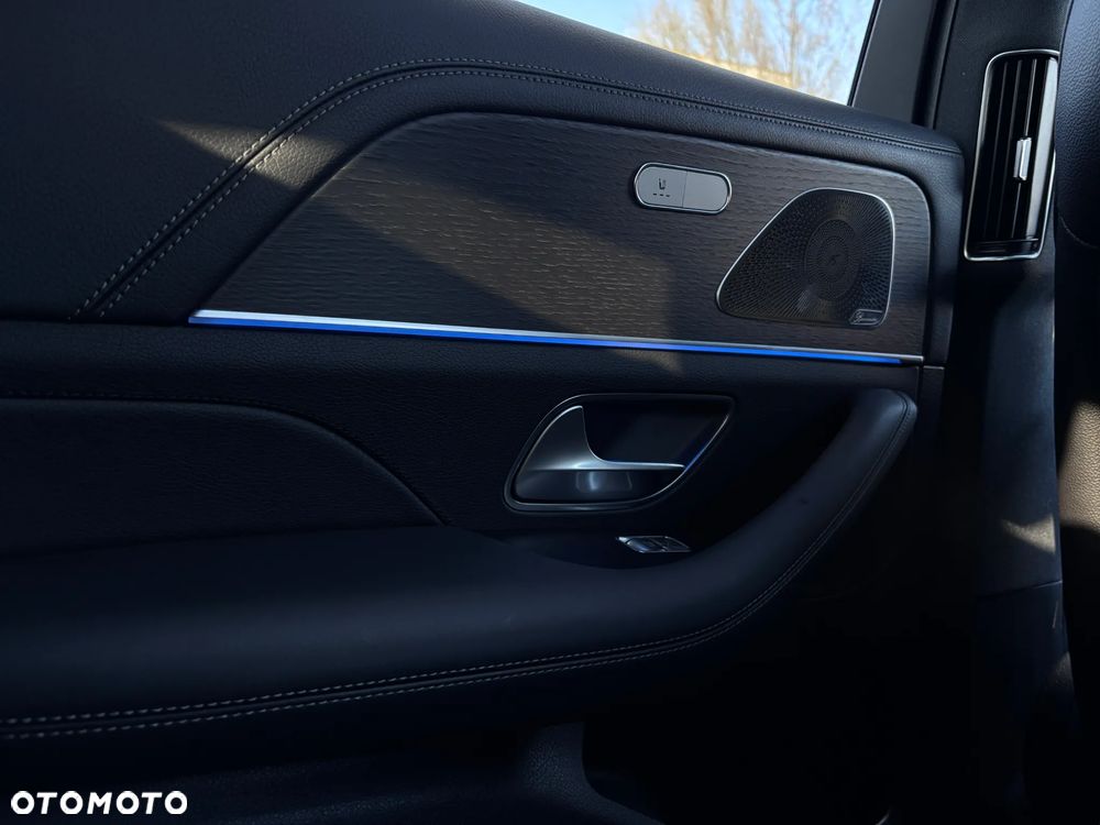 Mercedes-Benz GLE - 28