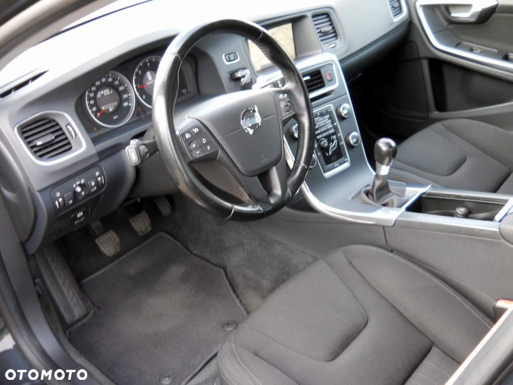 Volvo S60 DRIVe - 6