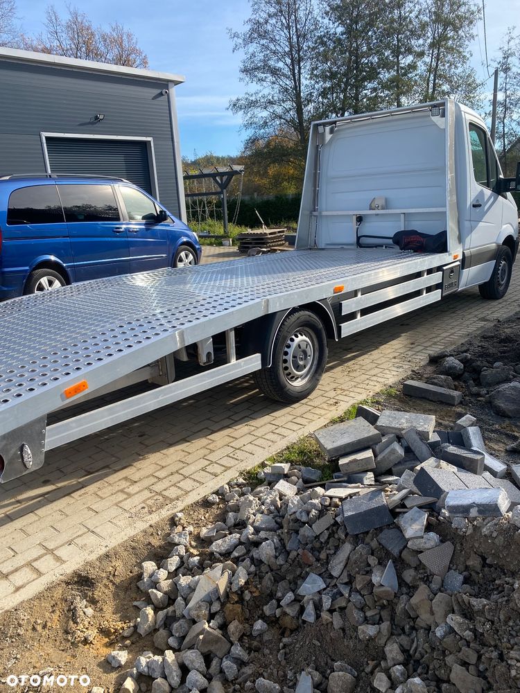 Mercedes-Benz Sprinter - 5