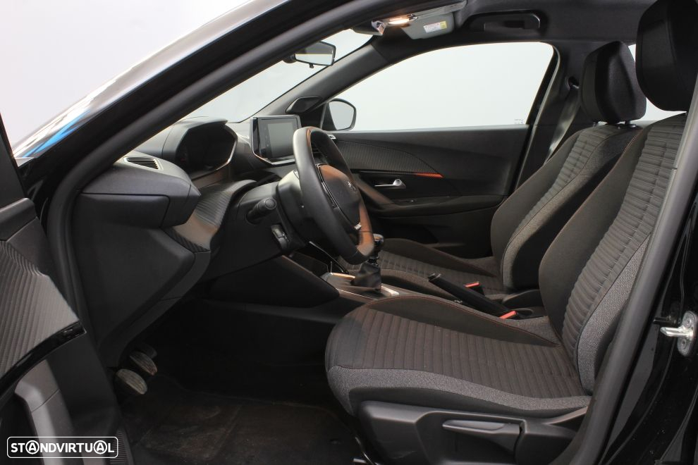 Peugeot 2008 1.2 PureTech Active Pack - 21