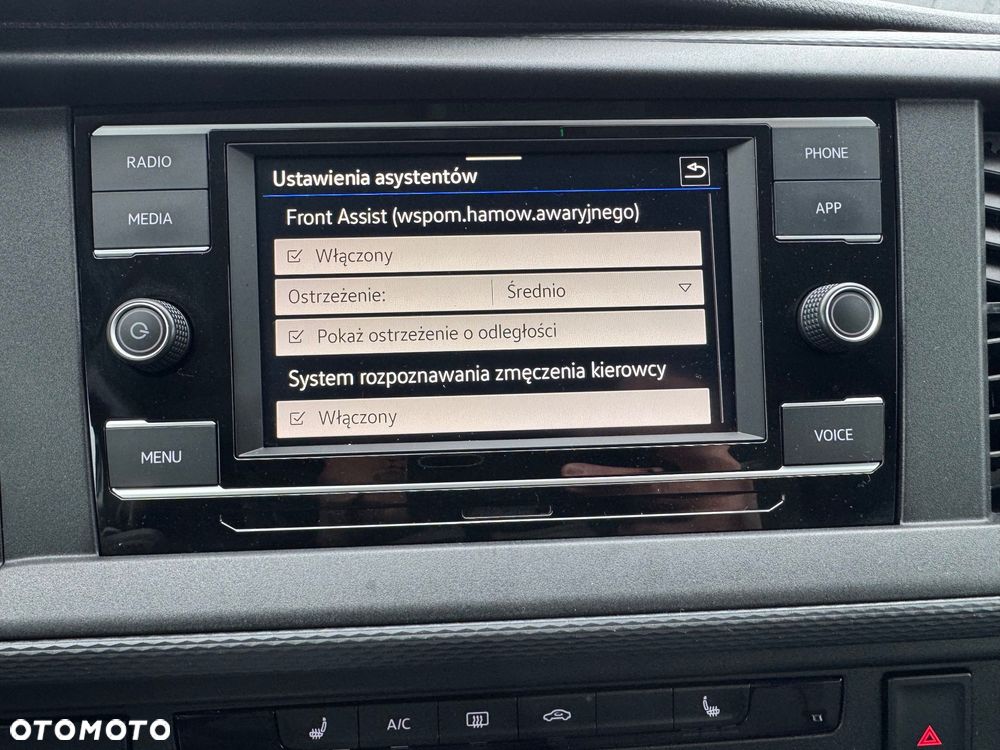 Volkswagen Transporter - 24