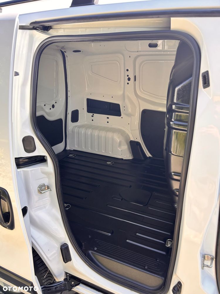Fiat Fiorino 1.4 Easy - 5