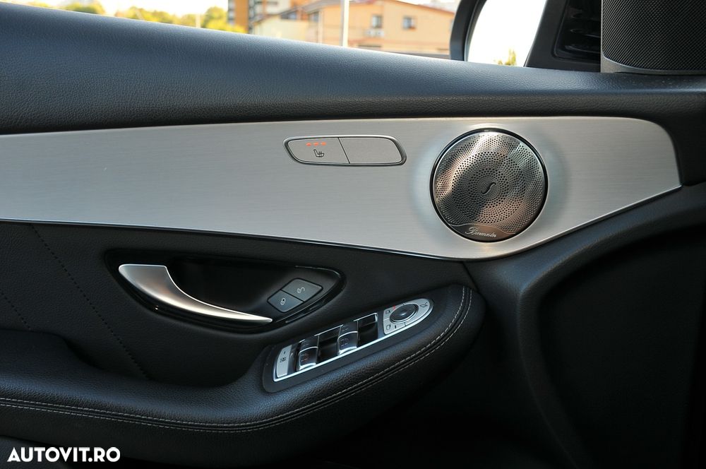 Mercedes-Benz GLC 220 d 4MATIC - 29