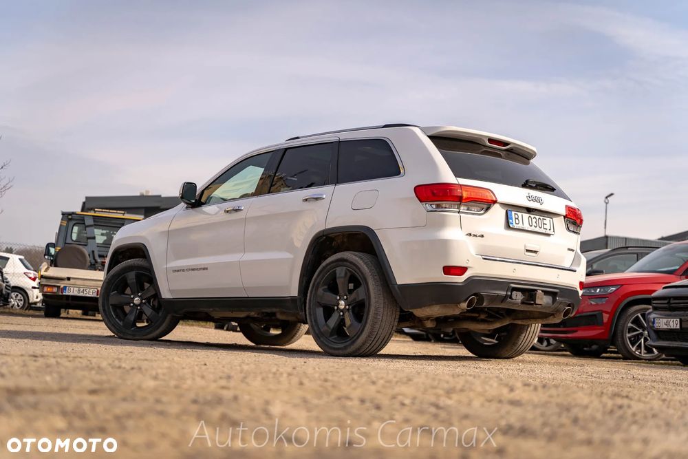 Jeep Grand Cherokee - 11