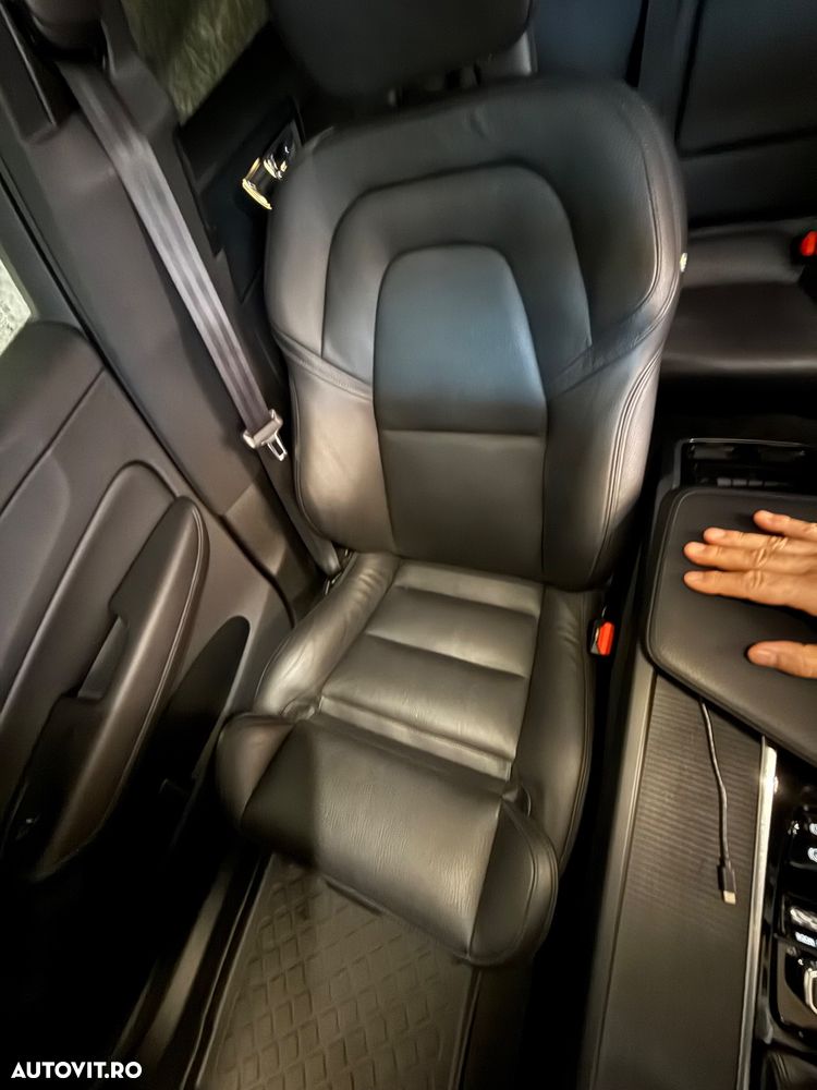 Volvo XC 60 D4 Momentum Pro - 15