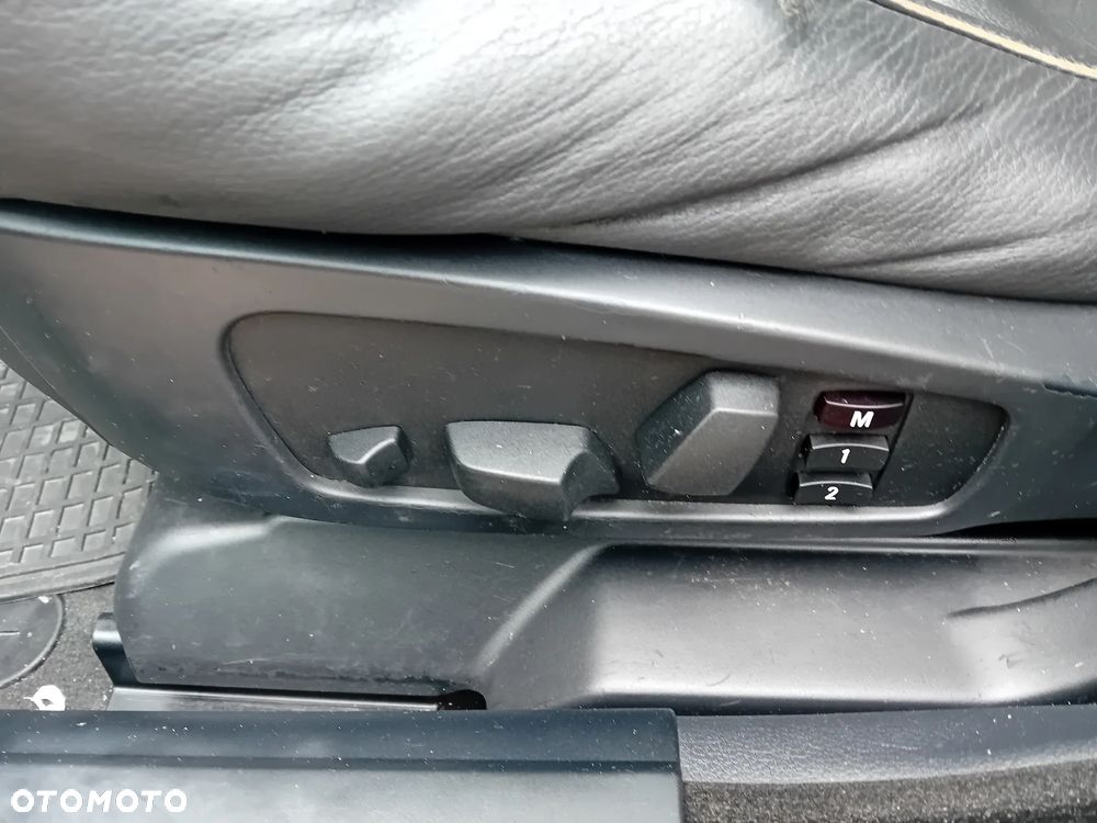 BMW Seria 5 530i - 17