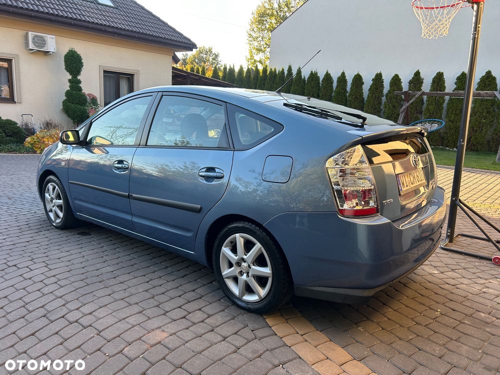 Toyota Prius - 6