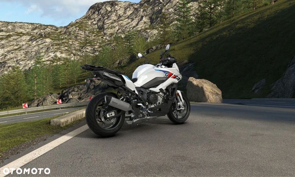 BMW XR - 7