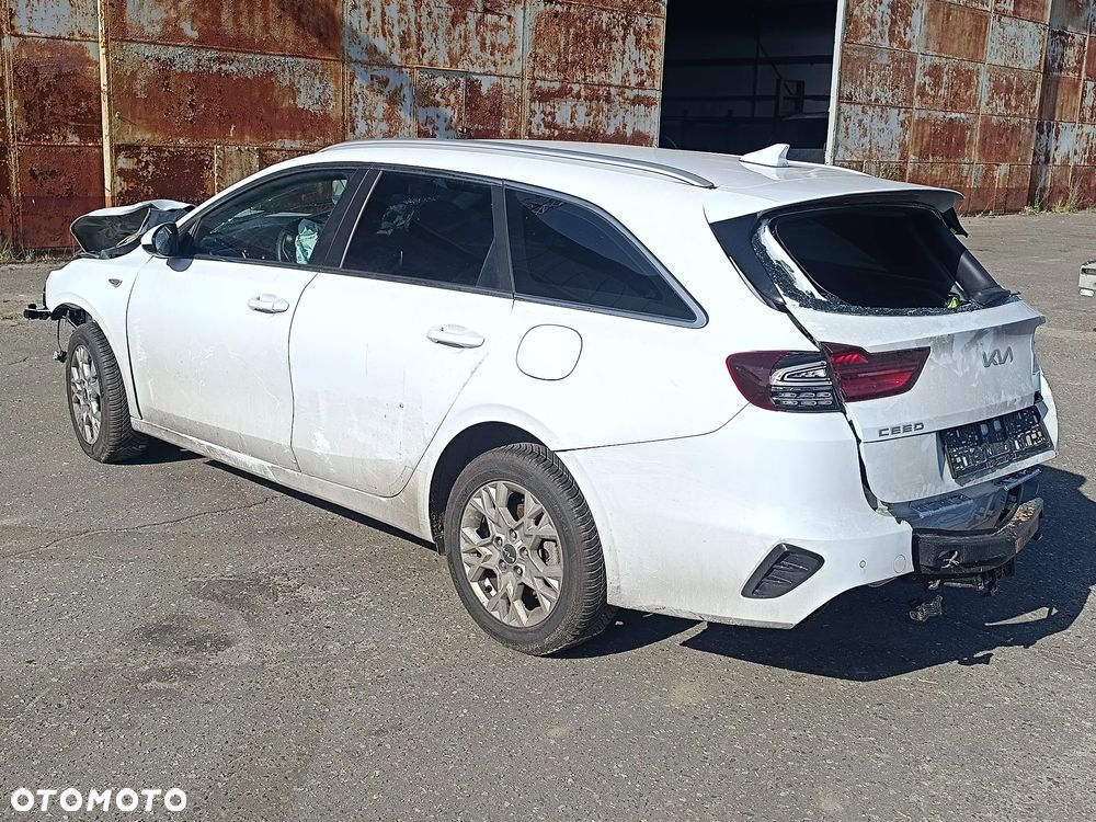 Kia Ceed 1.5 T-GDI DCT7 OPF Vision - 3