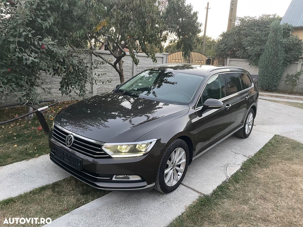 Volkswagen Passat - 1