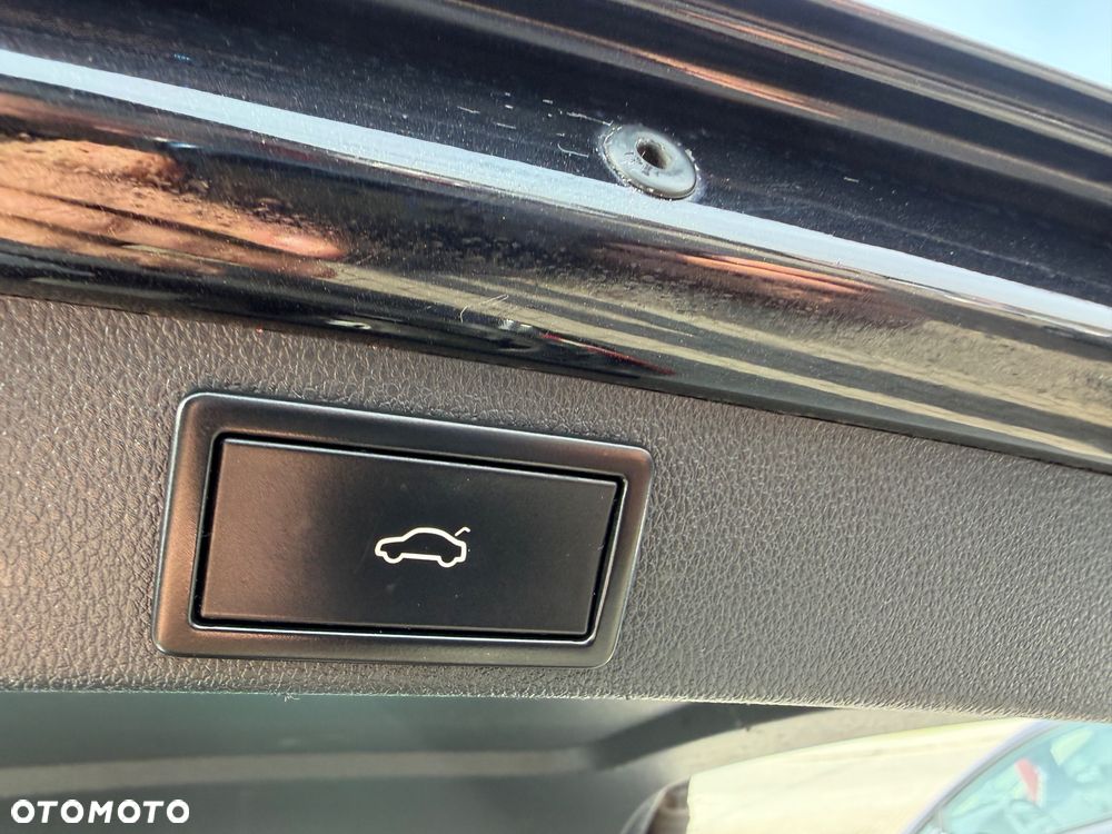 Skoda Octavia 2.0 TDI DSG Ambition - 9