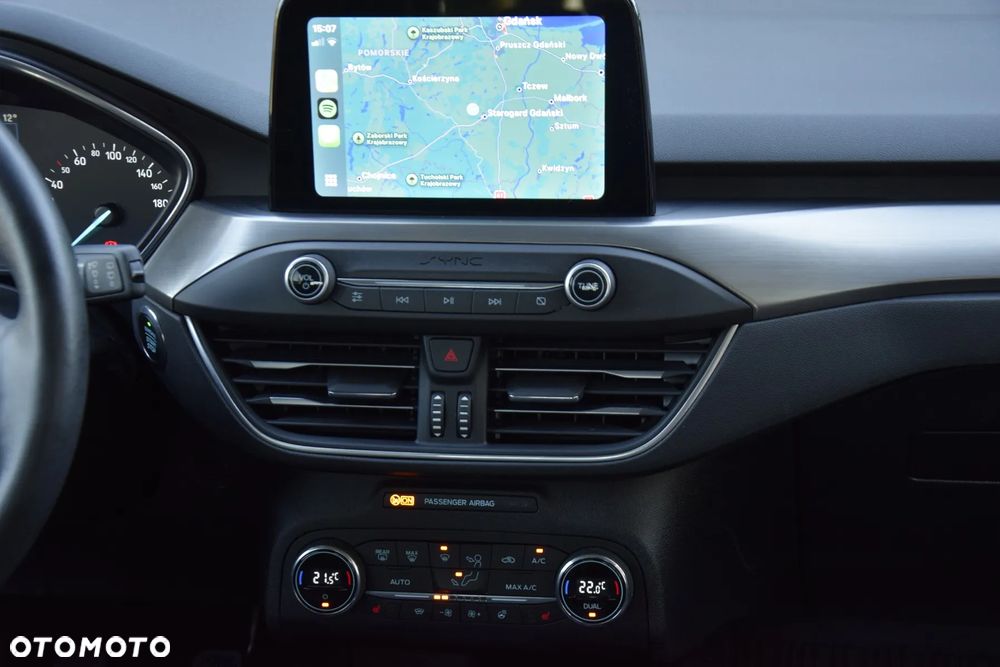 Ford Focus 1.0 EcoBoost STart-Stopp-System TITANIUM - 29