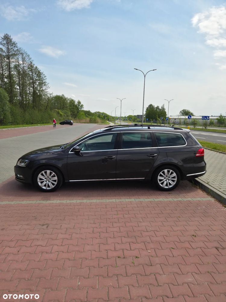 Volkswagen Passat 2.0 TDI Comfortline DSG - 3