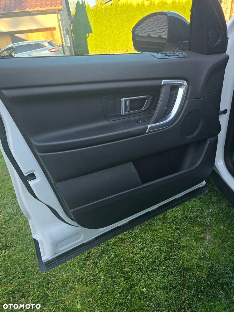 Land Rover Discovery Sport 2.0 Si4 SE - 16