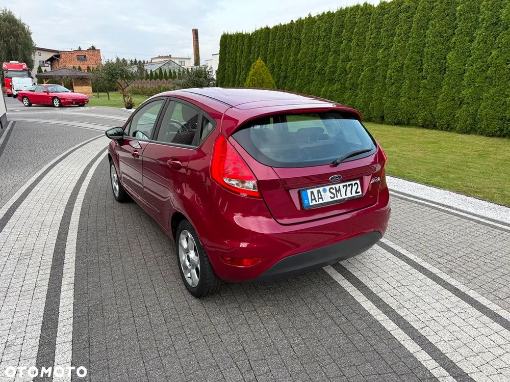 Ford Fiesta 1.25 Titanium - 13