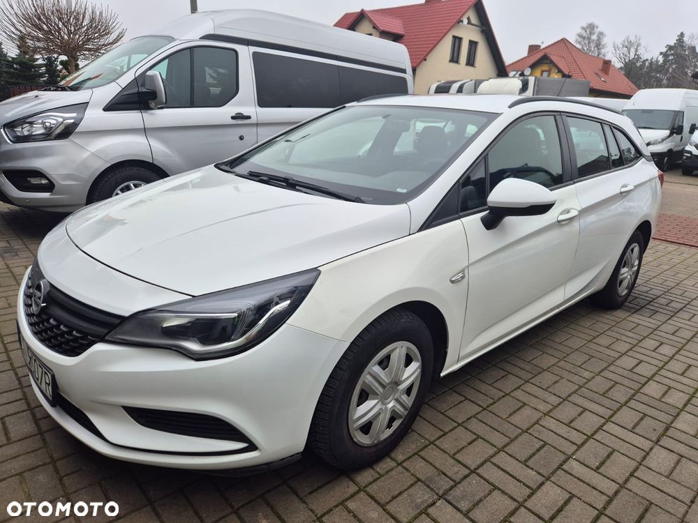 Opel Astra 1.0 T Essentia S&S