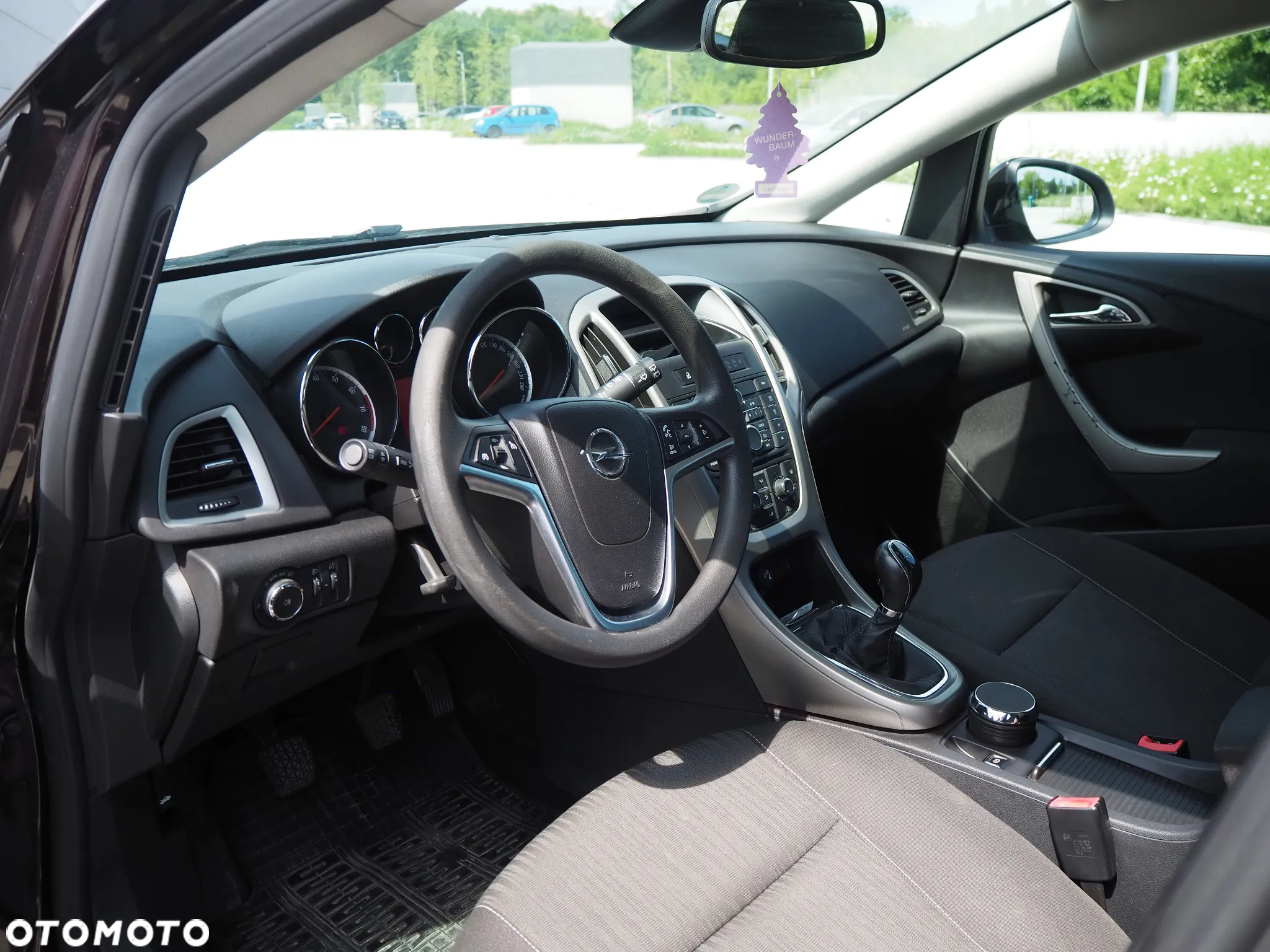Opel Astra 1.4 Turbo Sports Tourer - 12
