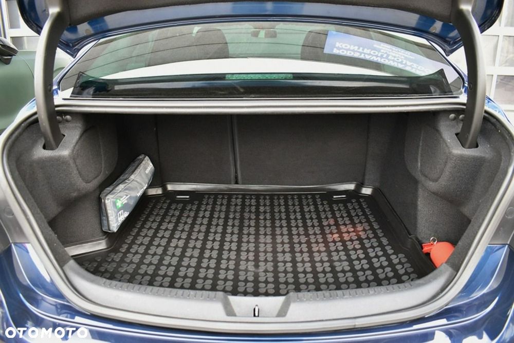 Renault Megane 1.3 TCe FAP Limited - 22