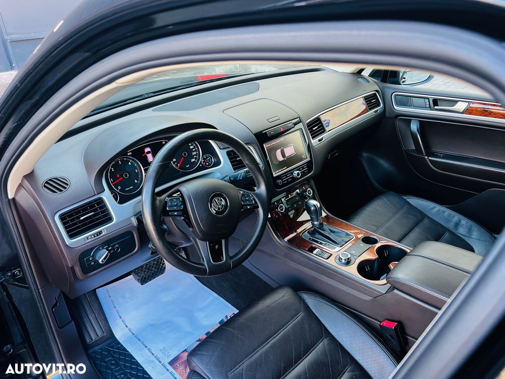 Volkswagen Touareg - 7