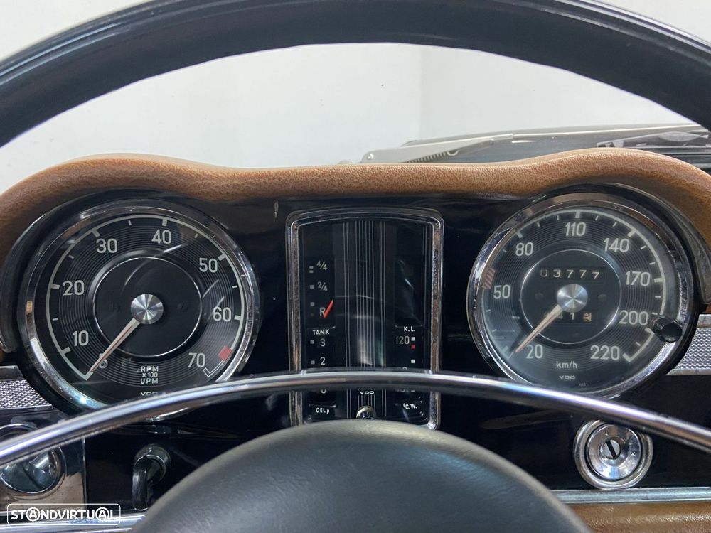 Mercedes-Benz SL 280 - 11