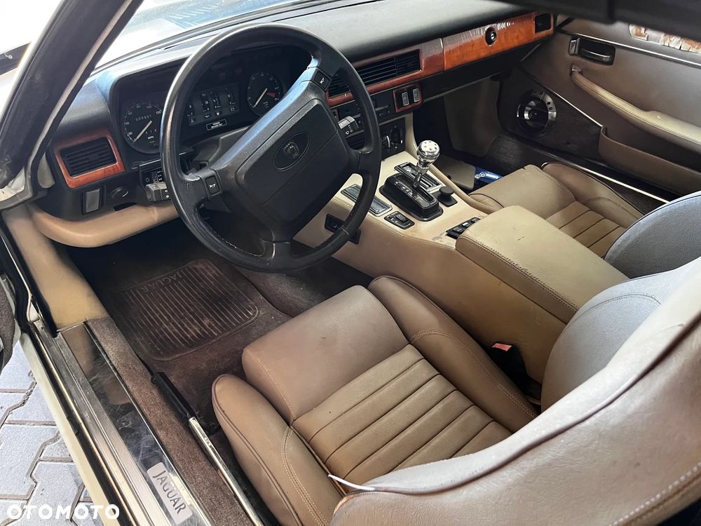 Jaguar XJS - 15