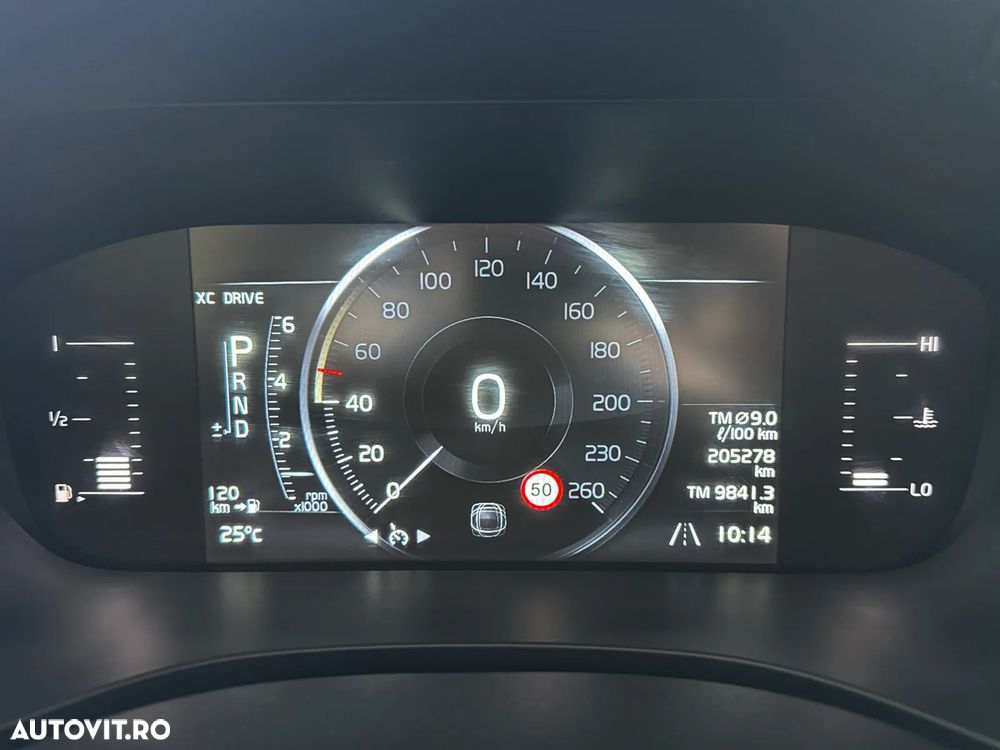Volvo XC 60 D4 AWD Geartronic Momentum - 33