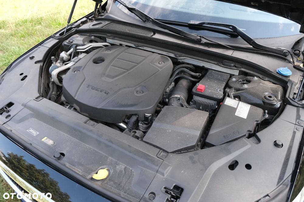 Volvo S90 D4 AWD Geartronic R Design - 4