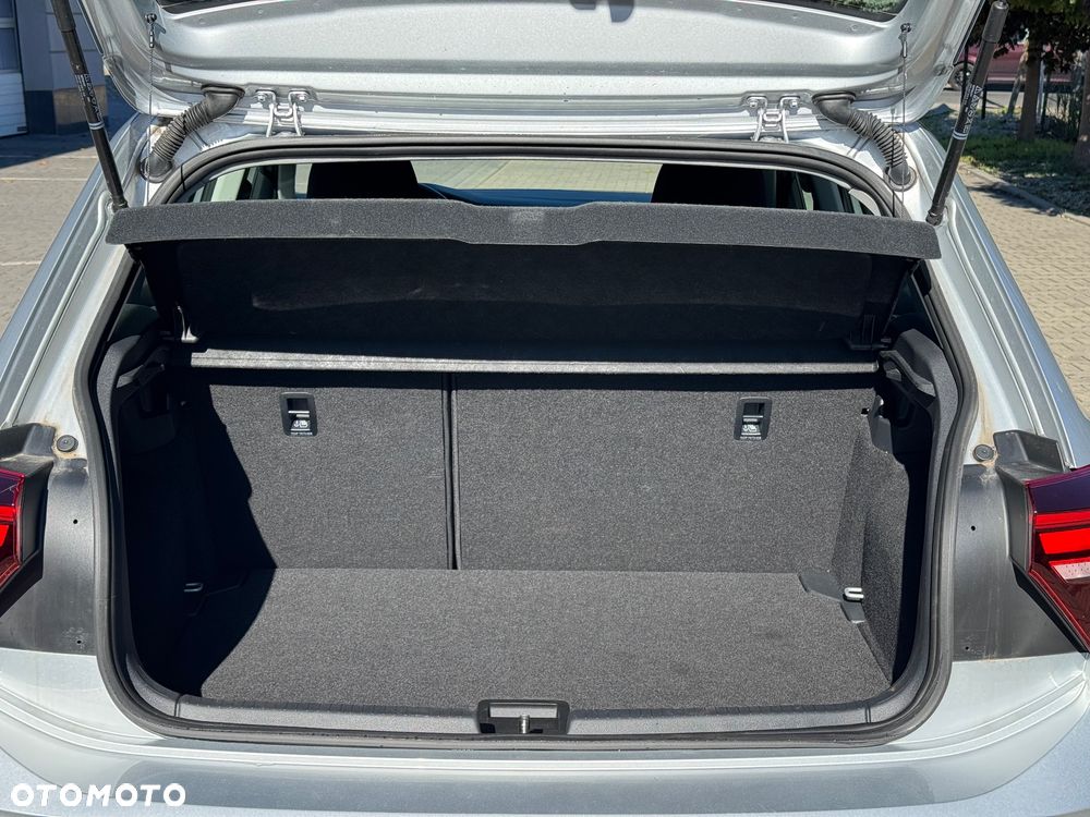 Volkswagen Polo 1.0 TSI Comfortline DSG - 31