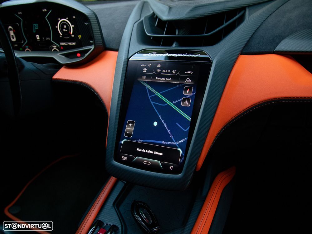 Lamborghini Revuelto Standard - 48