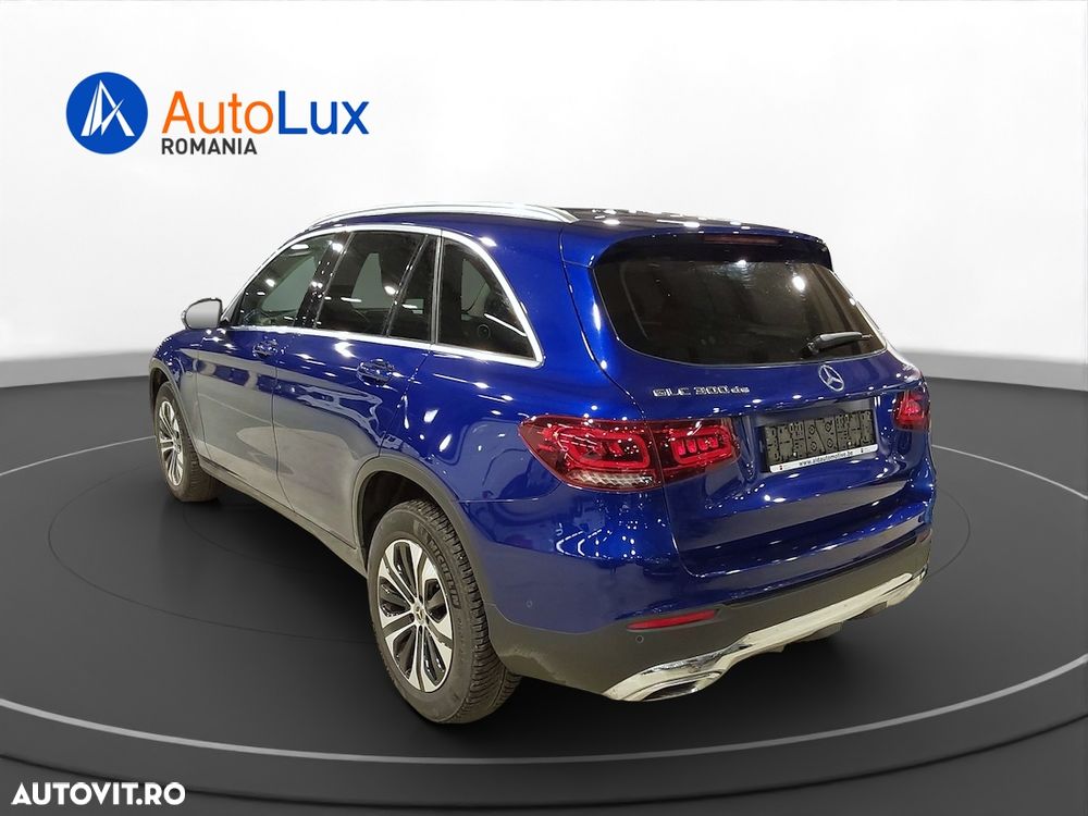 Mercedes-Benz GLC 300 de 4Matic 9G-TRONIC - 4