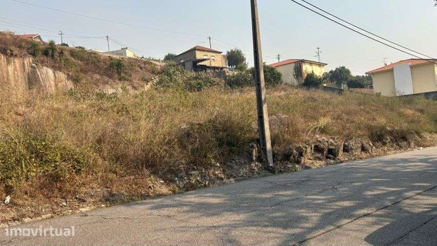 Oferta da Escritura e Registo - Terreno para construção - BAIRRO - Grande imagem: 2/3