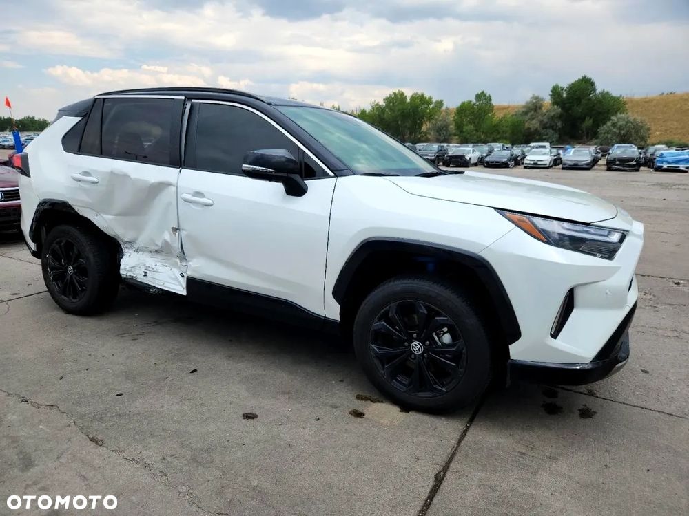 Toyota RAV4 - 5