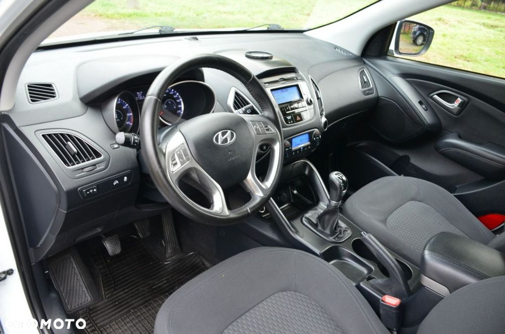 Hyundai ix35 - 24