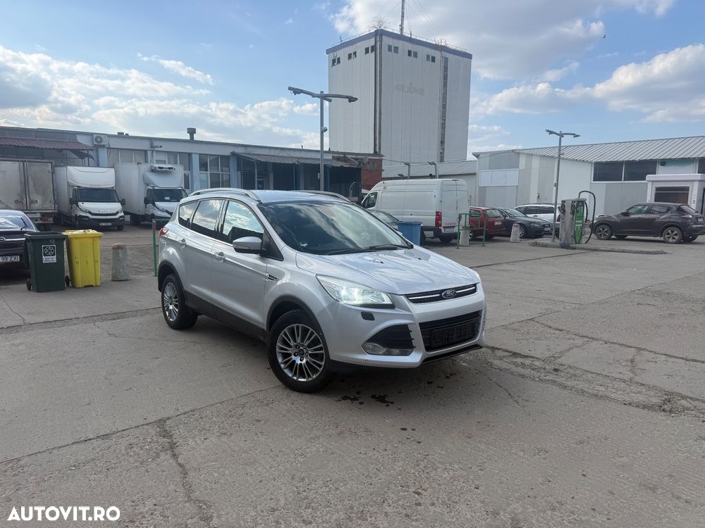 Ford Kuga 2.0 TDCi 4x4 Aut. Titanium - 1