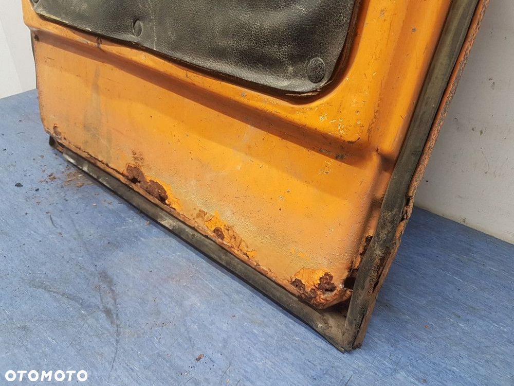 MERCEDES BENZ KACZKA 207 D DRZWI TYŁ PRAWE - 17