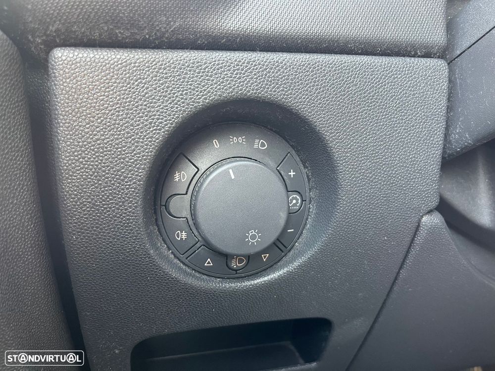 Opel Corsa 1.3 CDTI Enjoy - 22