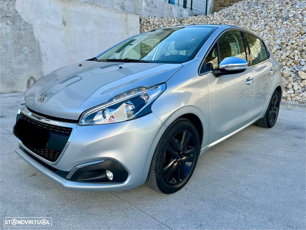 Peugeot 208 1.2 PureTech Allure - 1