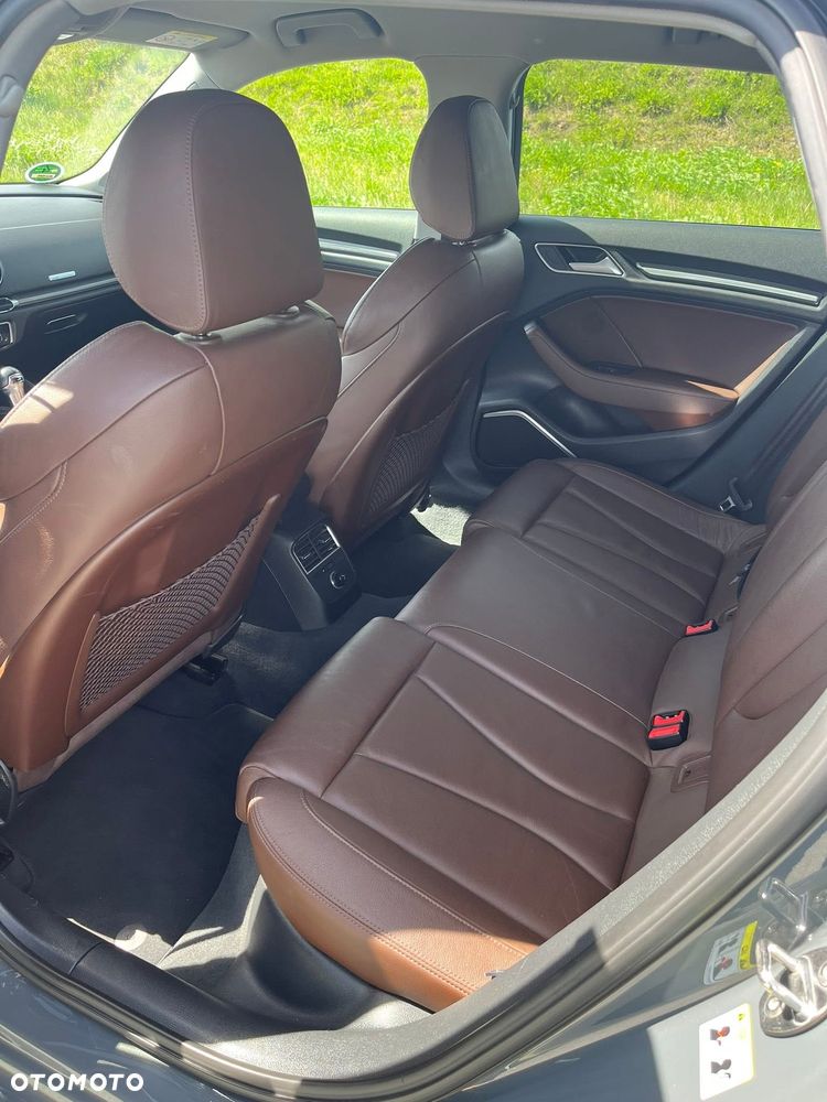 Audi A3 Sportback 2.0 TDI S tronic - 9