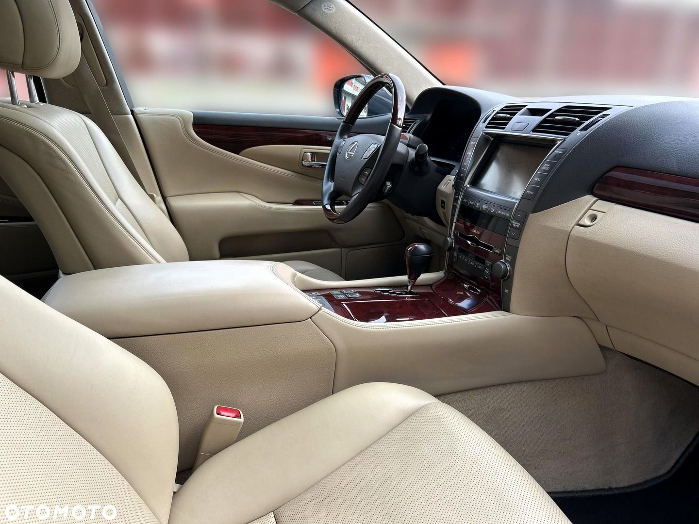Lexus LS 460 Prestige - 11