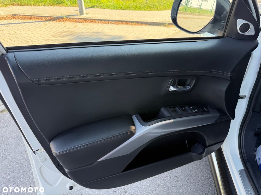 Mitsubishi Outlander 2.4 4WD Invite - 28