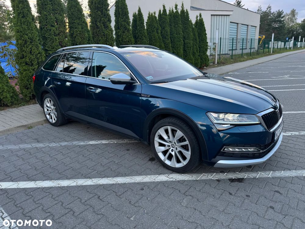 Skoda Superb 2.0 TDI SCR 4x4 Scout DSG - 1