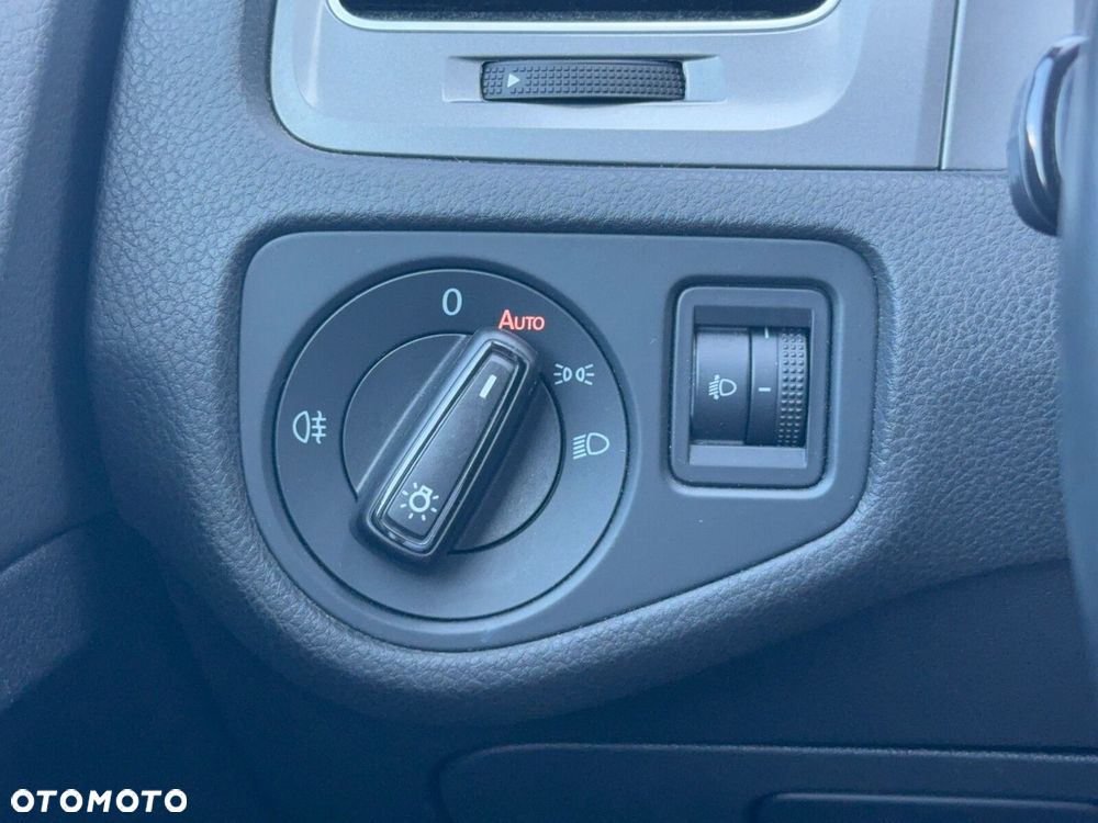 Volkswagen Golf Variant - 14