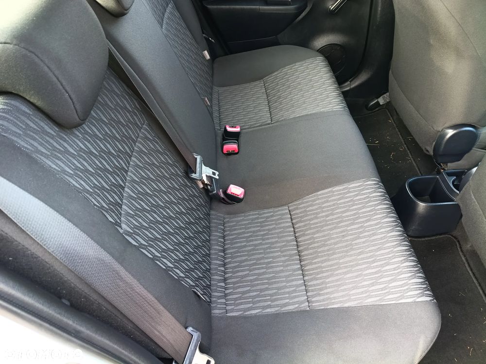 Toyota Yaris 1.0 VVT-i Trend - 12