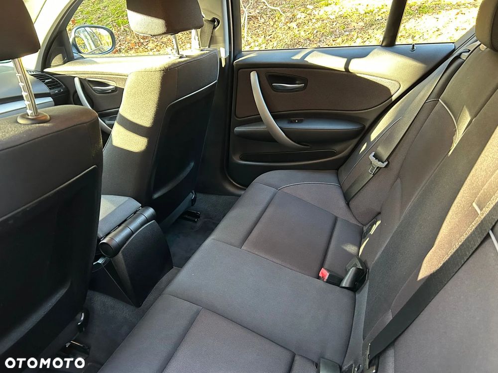 BMW Seria 1 118d - 21