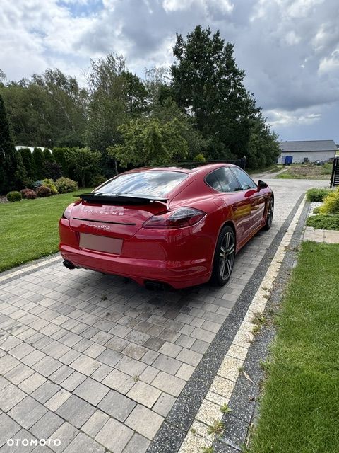 Porsche Panamera GTS - 8